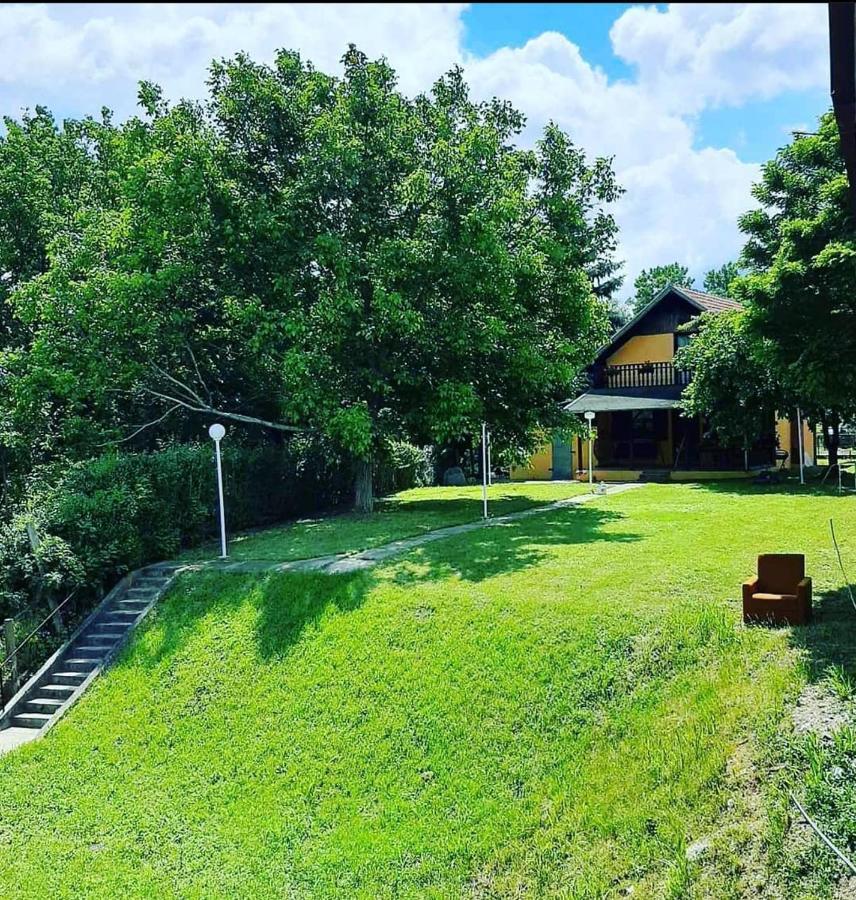 Kuca Ribarev San Villa Beocin Luaran gambar